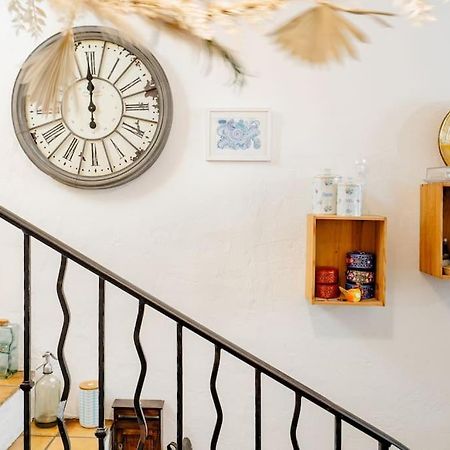 Chambre Atypique Dans Cafe Healthy Saint-Paul-de-Vence Exterior foto
