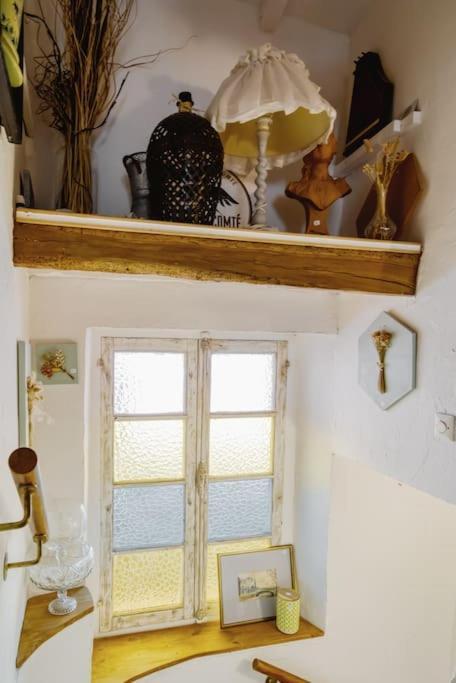 Chambre Atypique Dans Cafe Healthy Saint-Paul-de-Vence Exterior foto