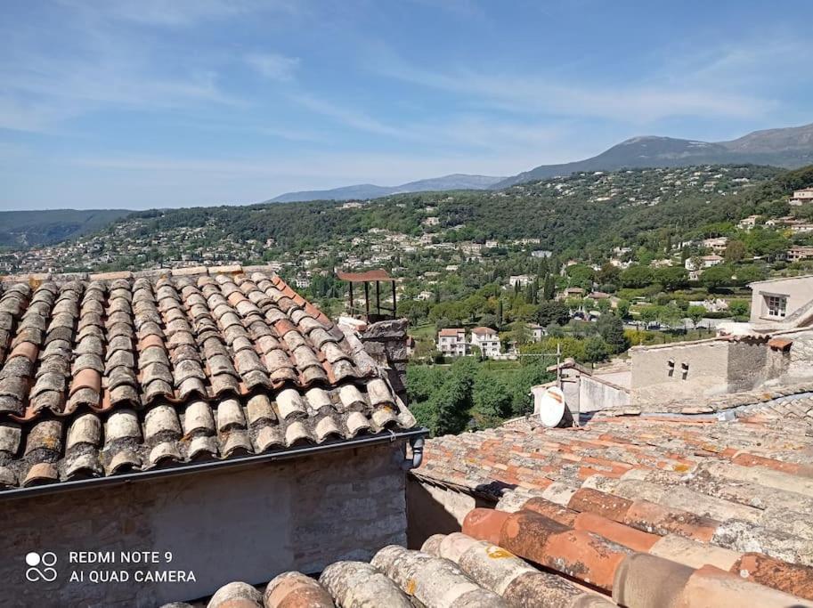 Chambre Atypique Dans Cafe Healthy Saint-Paul-de-Vence Exterior foto